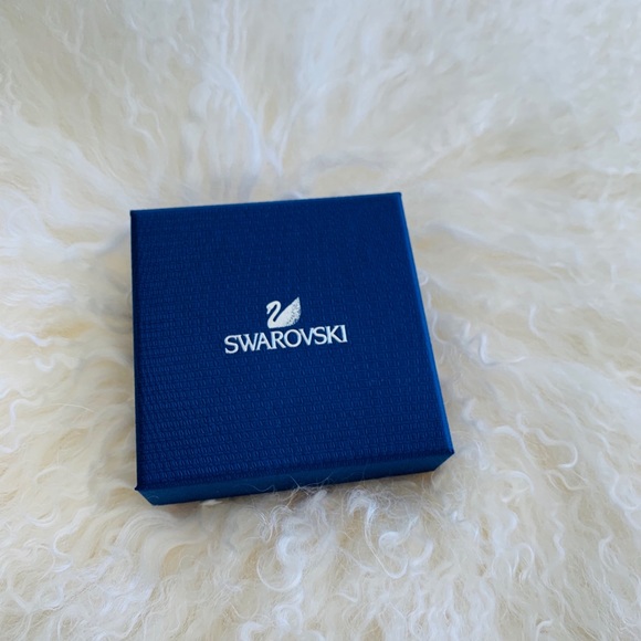 Swarovski pendant necklace - Picture 4 of 5